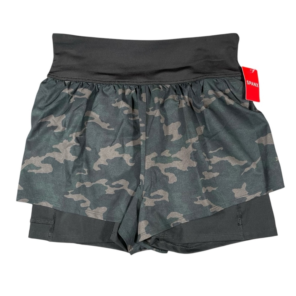 NWT Spanx Get Moving Short Black Camo Athletic Skort Shorts Sz Small S/P